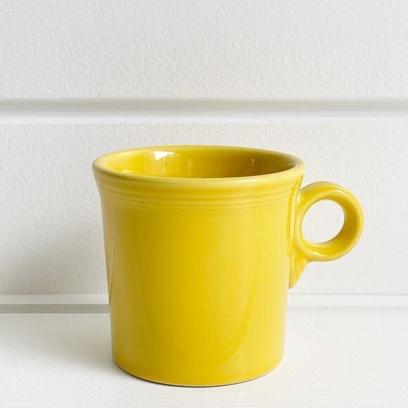 Fiesta Homer Laughlin Sunflower Yellow Tom & Jerry Ring Style Mug - Picture 3 of 11